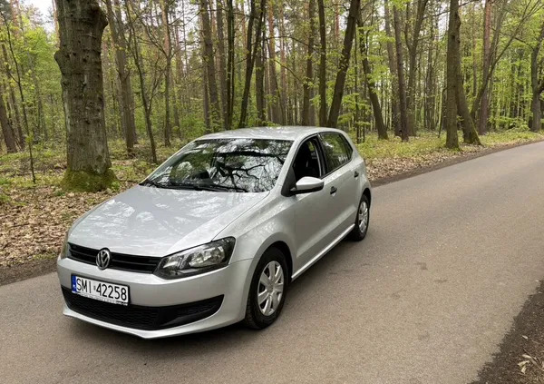 samochody osobowe Volkswagen Polo cena 22800 przebieg: 171000, rok produkcji 2010 z Orzesze